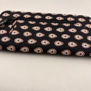 Vera Bradley Black & Red Paisley Zip Travel Organizer Passport Wallet Retired M